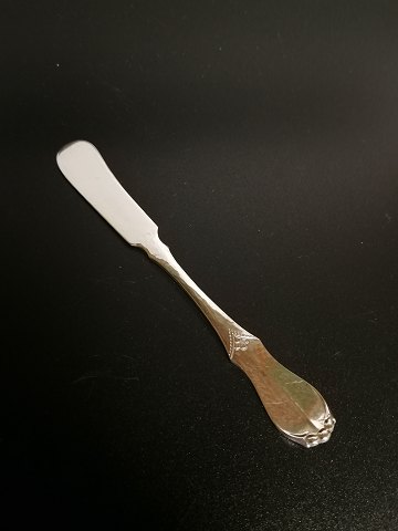 Butter knife made of three-tower silver