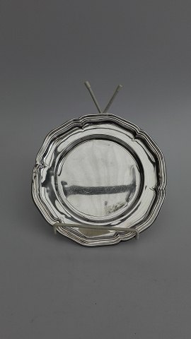 Tretårnet sølv tallerken/fad diameter 18cm.